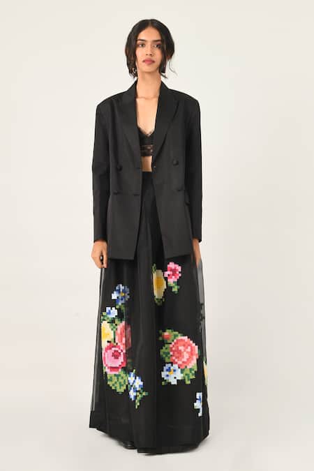 Payal Pratap Gertrude Digital Embroidered Skirt 