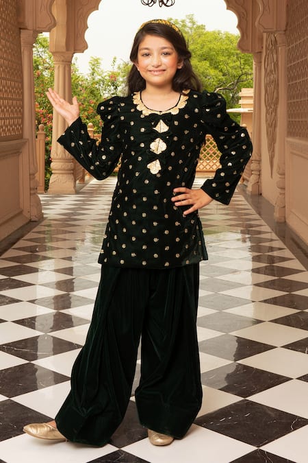 Buy_Fayon Kids_Green Velvet Embroidery, Piping Kurta And Salwar Set _Online_at_Aza_Fashions
