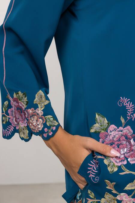 Buy_RANNA GILL_Blue Crepe Embroidery, Sequins V-neck Asterra Floral Top _Online_at_Aza_Fashions