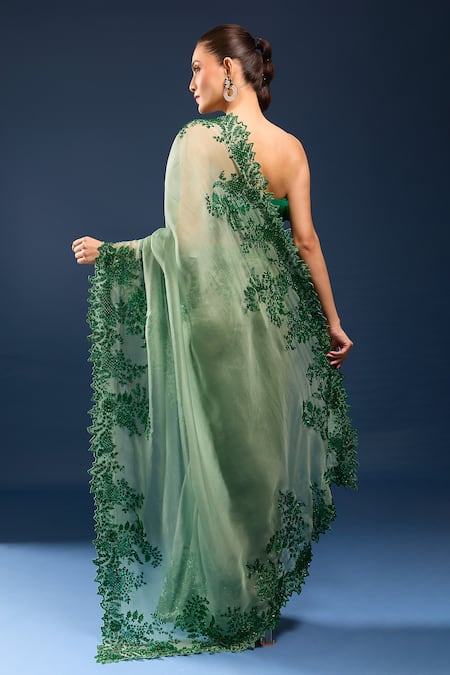 Anushree Reddy Embroidered Saree With Unstitched Blouse Piece 