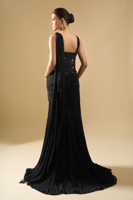 Tarun Tahiliani Pre-Draped Concept Saree Set With Corset Belt 