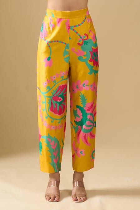 Buy_Archana Shah_Yellow Silk Embroidery, Zari, Tassels Round Neck Moon Yoke Kurta Set _Online_at_Aza_Fashions