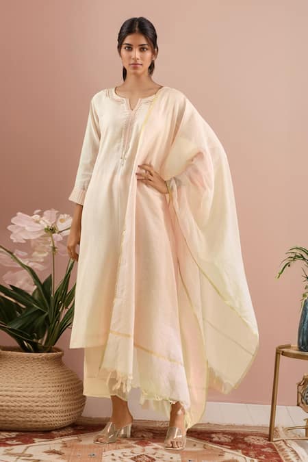 Kanika Sharma Pearls Embroidered Kurta Set 