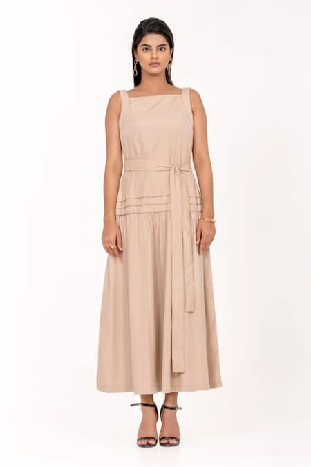 K-Anshika Tiered Maxi Dress With Belt 