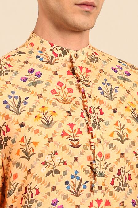 Shop_Mayank Modi - Men_Yellow Muslin Floral Print Kurta Set 