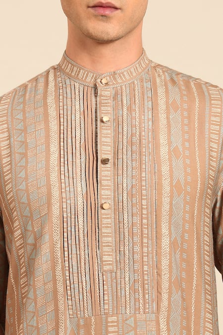Shop_Mayank Modi - Men_Brown Muslin Printed Kurta And Solid Pant Set 