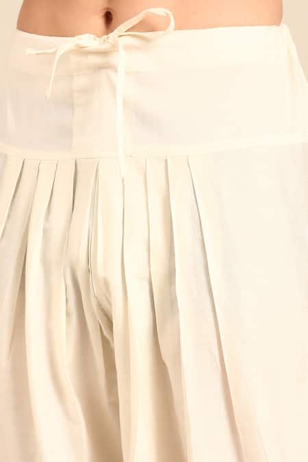 Mayank Modi - Men_Red Bemberg Sequins, Metallic Thread Embroidered Kurta With Patiala Pant _Online_at_Aza_Fashions