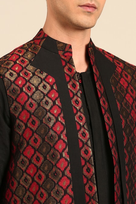 Mayank Modi - Men_Black Silk, Jacquard Geometric Pattern Nehru Jacket _at_Aza_Fashions