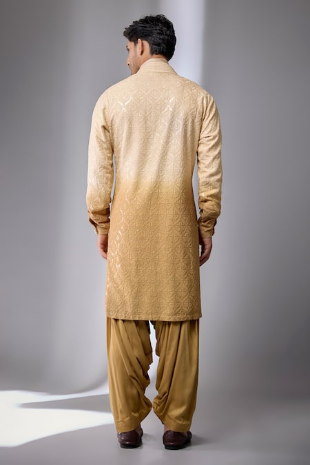 SALIL BHATIA Ombre Embellished Kurta Set With Stole 