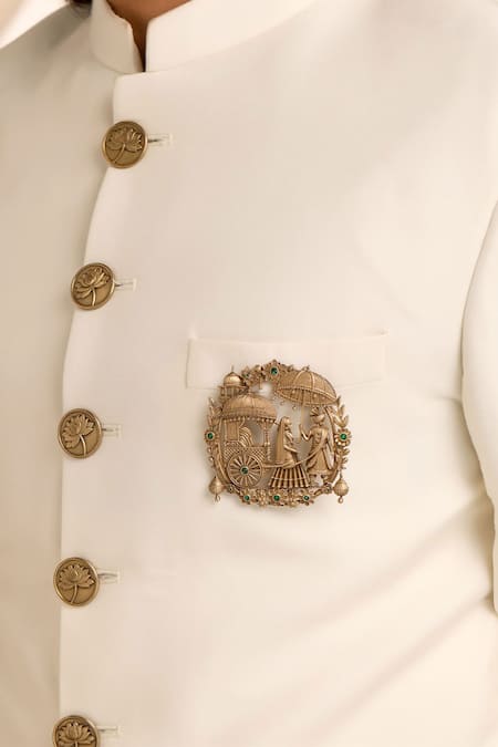 Buy_Cosa Nostraa_Gold Stones Royal Wedding Procession Brooch _Online_at_Aza_Fashions