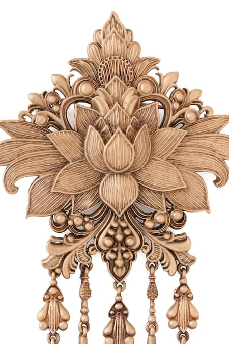 Buy_Cosa Nostraa_Gold Tassels, Metallic Thread Lotus Splendor Brooch 