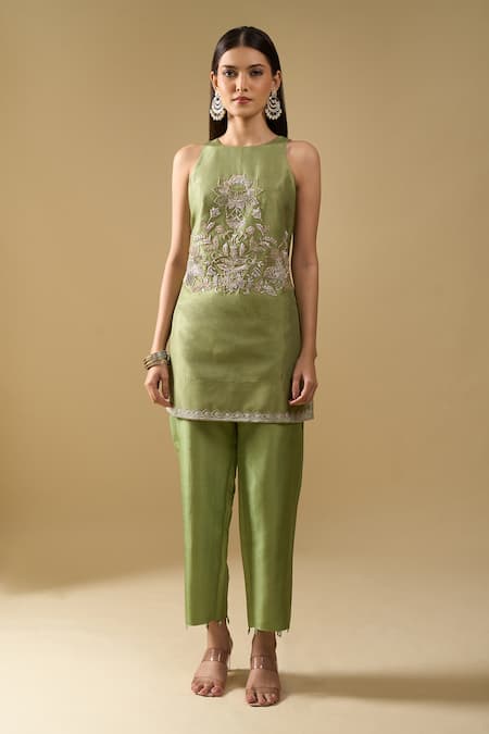 Archana Shah_Green Embroidery, Metallic Thread Halter Neck Zardozi Kurta Set _Online_at_Aza_Fashions