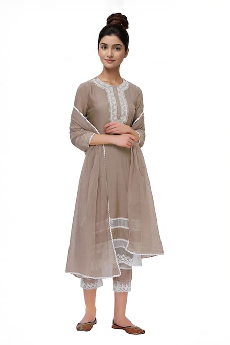 Neha Khullar Embroidered Kurta Set 