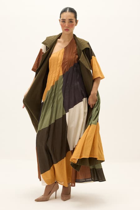 Kharakapas_Green Cotton Autumn Veil Trench Coat _at_Aza_Fashions