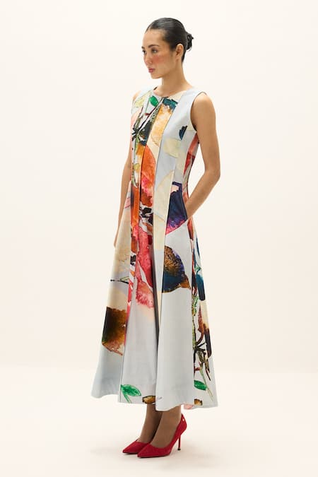 Kharakapas_Blue Cotton Round , Keyhole Valley Dress _Online_at_Aza_Fashions