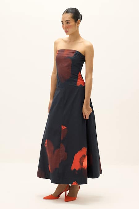 Kharakapas_Black Cotton Bandeau Neck Nubra A-line Dress _Online_at_Aza_Fashions