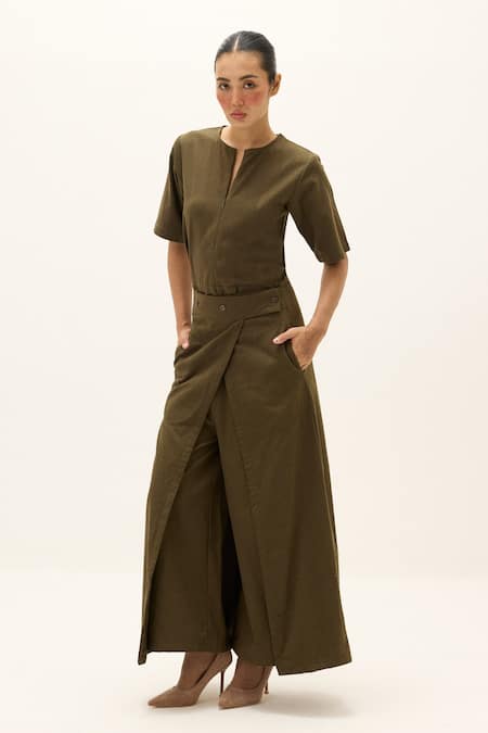 Buy_Kharakapas_Olive Green Cotton, Oxford V-neck Aluna Jumpsuit _Online_at_Aza_Fashions