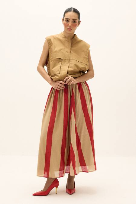 Shop Kharakapas Red Cotton Soline Hand Painted Skirt Online at Aza Fashions Shop_Kharakapas_Red Cotton Soline Hand Painted Skirt _Online_at_Aza_Fashions