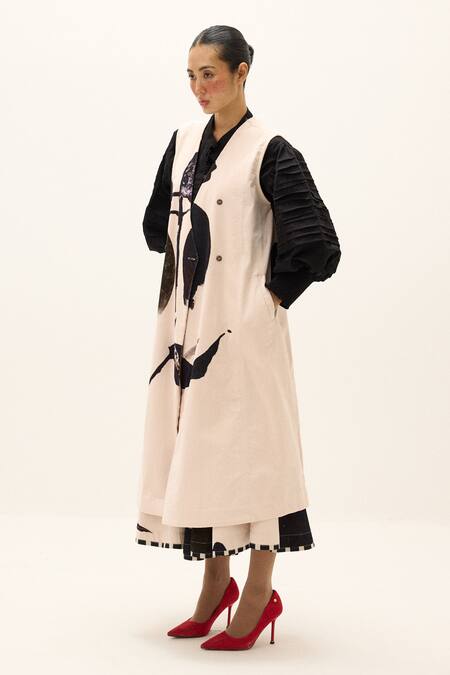 Kharakapas White Corduroy V-neck Alum Stone Overlay Jacket Online at Aza Fashions Kharakapas_White Corduroy V-neck Alum Stone Overlay Jacket _Online_at_Aza_Fashions