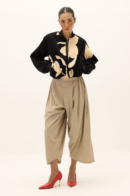 Buy_Kharakapas_Black Corduroy Collared Shade Cotton Bomber Jacket 