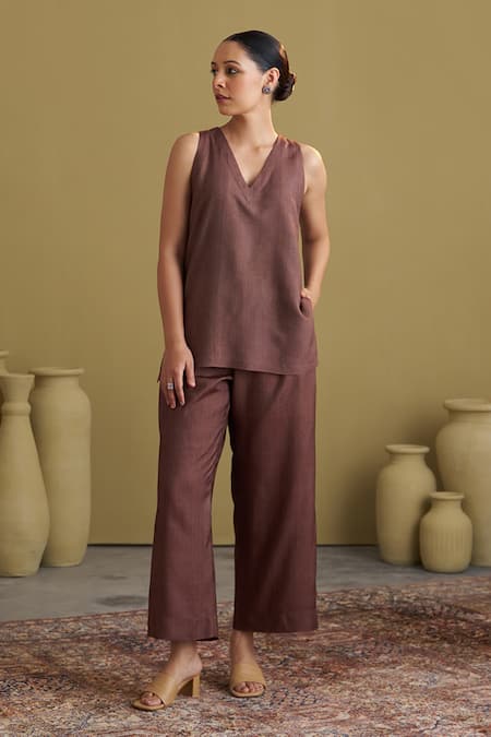 Shop_Vaaya_Brown Handloom , Silk, V-neck Handwoven Pant Set 