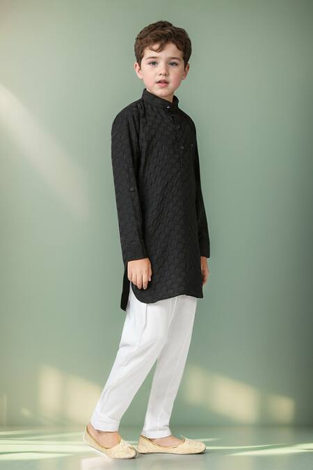 Buy_Petite Pomme_Black Cotton Textured Kurta Set 