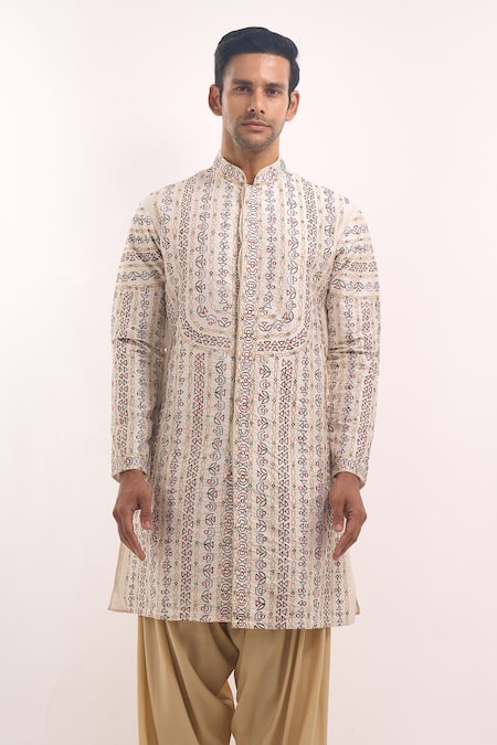 Buy_Arihant Rai Sinha_Cream Silk Embroidery Geometric Pattern Blend Kurta _Online_at_Aza_Fashions