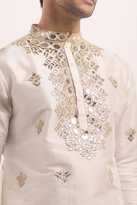 Arihant Rai Sinha White Silk Mirrors, Embroidery Blend Kurta Online at Aza Fashions Arihant Rai Sinha_White Silk Mirrors, Embroidery Blend Kurta _Online_at_Aza_Fashions