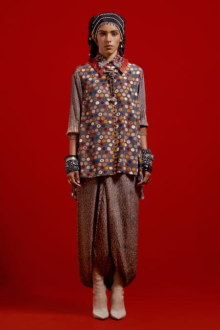 Aseem Kapoor_Gray Crepe Embroidery Collared Atri Straight Printed Shirt _at_Aza_Fashions