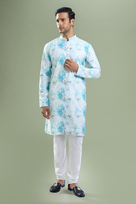 Arihant Rai Sinha Embroidered Pattern Kurta Set 