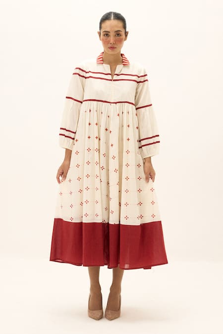 Kharakapas Symphony Printed Dress 