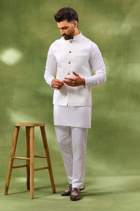 Spring Break White Embroidered Bundi & Kurta Set 