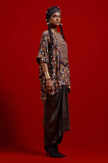 Shop Aseem Kapoor Gray Crepe, Satin Embroidery, Beads, Tassels Kuru Trapeze Kurta And Skirt Set Online at Aza Fashions Shop_Aseem Kapoor_Gray Crepe, Satin Embroidery, Beads, Tassels Kuru Trapeze Kurta And Skirt Set _Online_at_Aza_Fashions