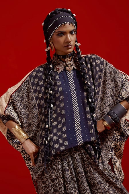 Aseem Kapoor_Gray Crepe Embroidery Collared, Button-down Neck Mandala Shirt And Pant Set _at_Aza_Fashions
