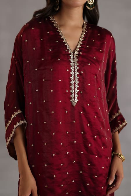 Buy_Begum_Red Satin, Tissue, Brocade, Silk Gota Patti, Chakra Phiran Kurta And Pant Set 