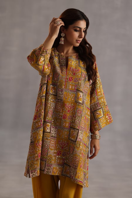 Begum_Yellow Silk Sequins, Zari Split V-neck Raag Embroidered Kurta And Salwar Set _at_Aza_Fashions