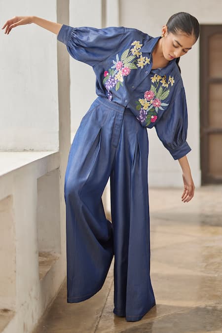 Buy Betrue Blue Cotton, Tencel Embroidery Collared Denim Bouquet Shirt Online at Aza Fashions Buy_Betrue_Blue Cotton, Tencel Embroidery Collared Denim Bouquet Shirt _Online_at_Aza_Fashions