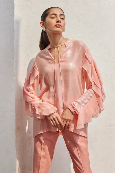 Betrue Peach Garden Sequins Ruffle Shirt 