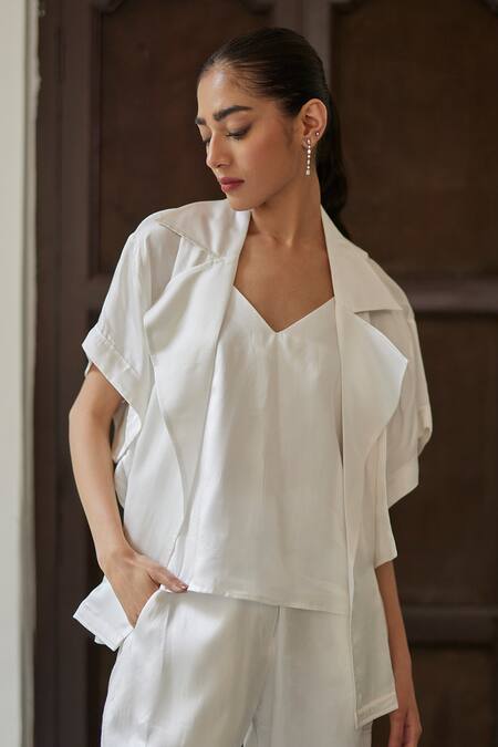 Buy_Betrue_White Silk Open Neck, Collared Safari Jacket And Pant Set _Online_at_Aza_Fashions