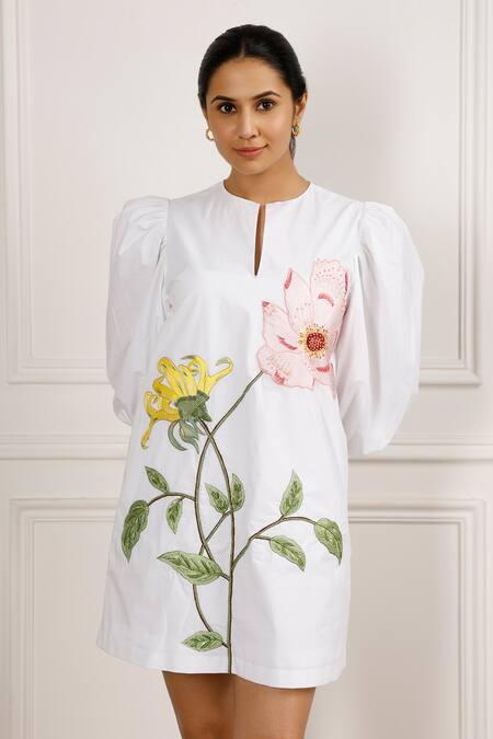 Buy_Betrue_White Cotton Embroidery Keyhole Neck Spring Floral Shift Dress _Online_at_Aza_Fashions