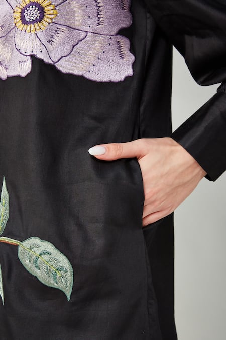 Buy_Betrue_Black Cotton Embroidery Keyhole , Round Autumn Winter Shift Dress 