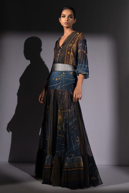 Nikita Mhaisalkar_Blue Georgette V-neck Galaxy Placement Print Blouse _Online_at_Aza_Fashions