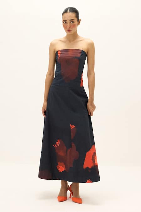 Kharakapas Nubra A-Line Dress 