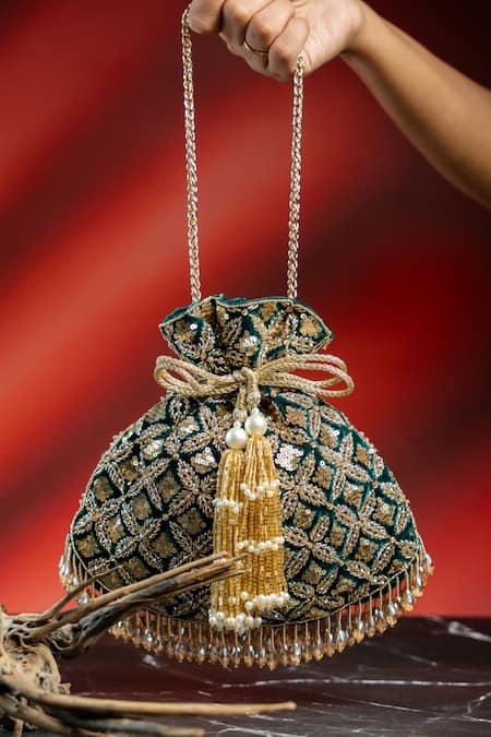 Nayaab By Sonia Leafy Lattice Embroidered Potli 