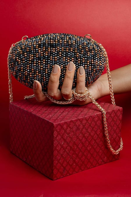 Nayaab By Sonia Obsidian Grace Eclipse Oval Clutch 