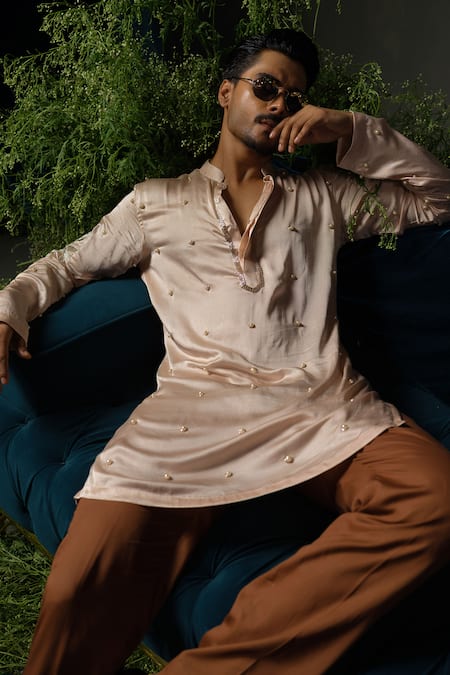 Buy_Runit Gupta_Peach , Vegan Beads, Embroidery Palm Kurta Set _Online_at_Aza_Fashions