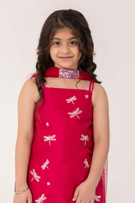 Partykles_Red Net Embroidery, Beads Dragonfly Strappy Kurta Set _at_Aza_Fashions