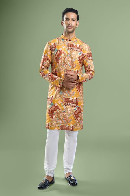 Arihant Rai Sinha Thread & Sequin Geometric Embroidered Kurta Set 