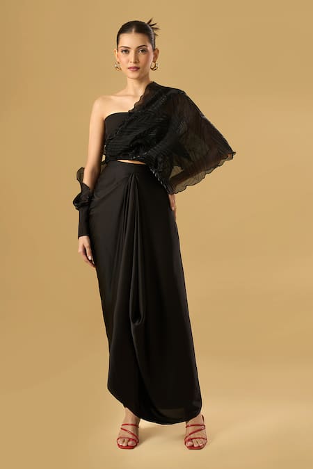 Ritika Arya Jain_Black Bandeau Neck Alaya Top And Skirt Set _Online_at_Aza_Fashions