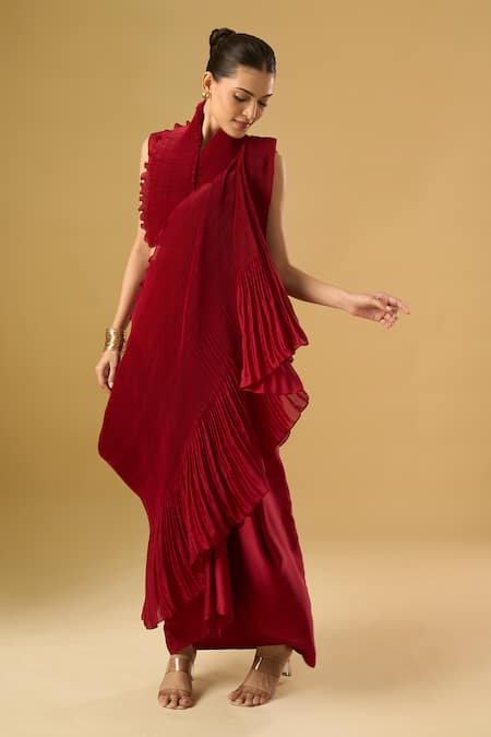 Ritika Arya Jain_Red High Neck Pleated Pre-draped Saree With Blouse _at_Aza_Fashions